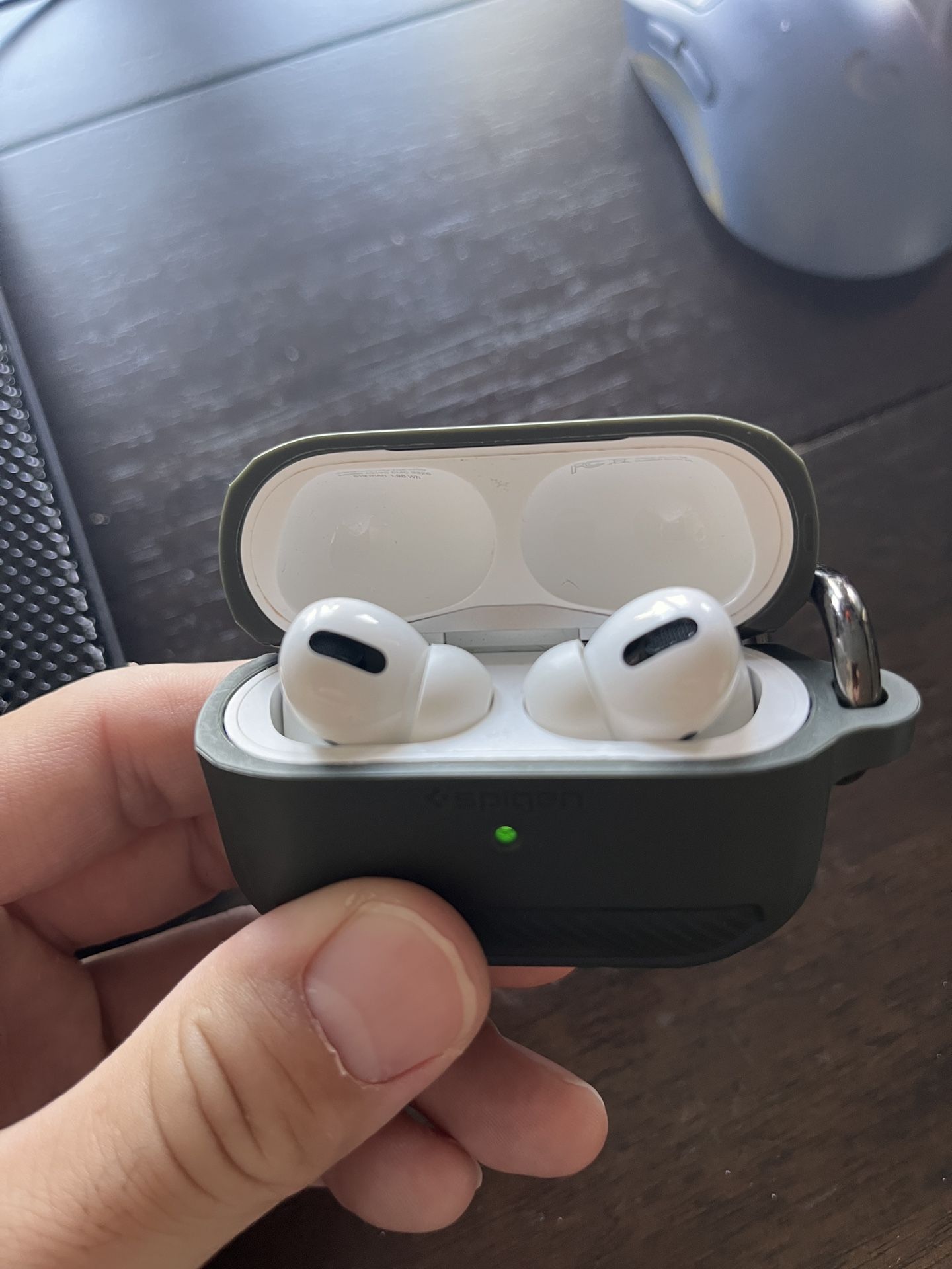 Apple Airpod Pro 1 wireless Earbud light-used with durable case Original Box