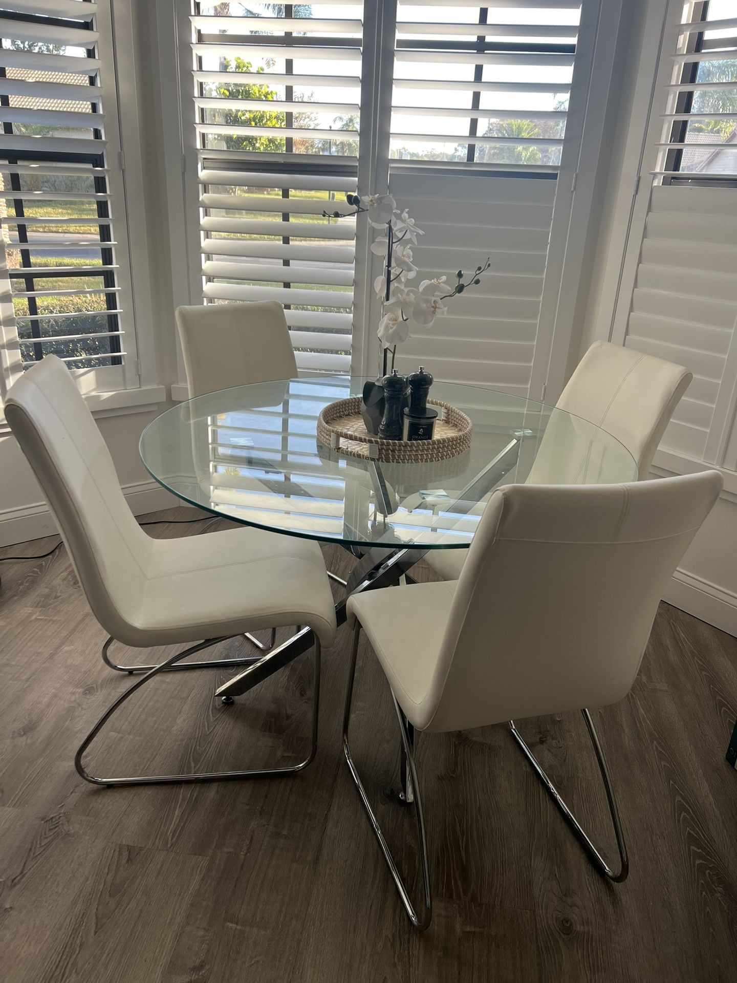 Clear Glass 4 Chair Kitchen Table