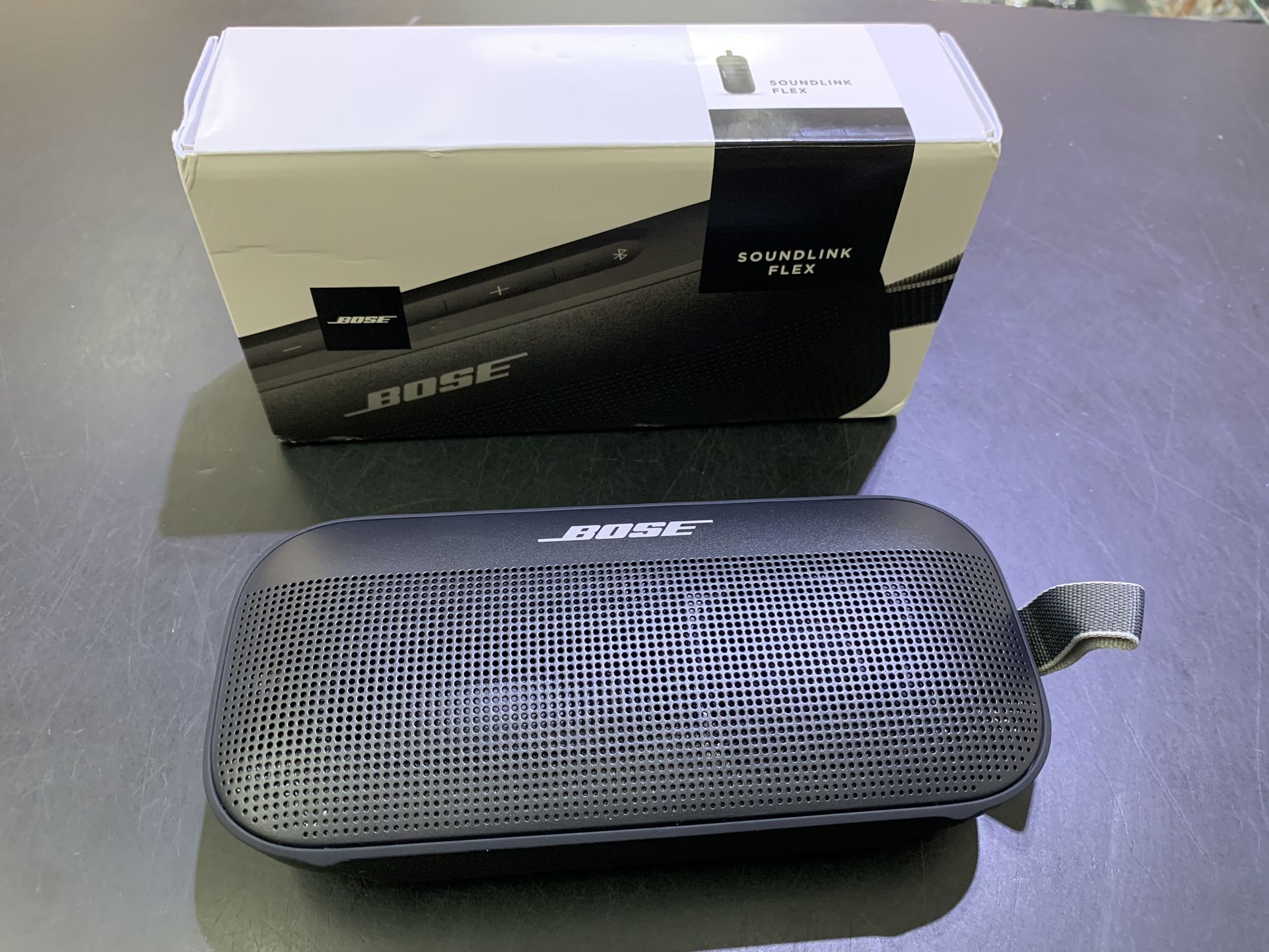 Bose Soundlink Flex Bluetooth 8” Speaker Huge Sound!