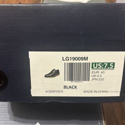 Dress shoes size 7.5