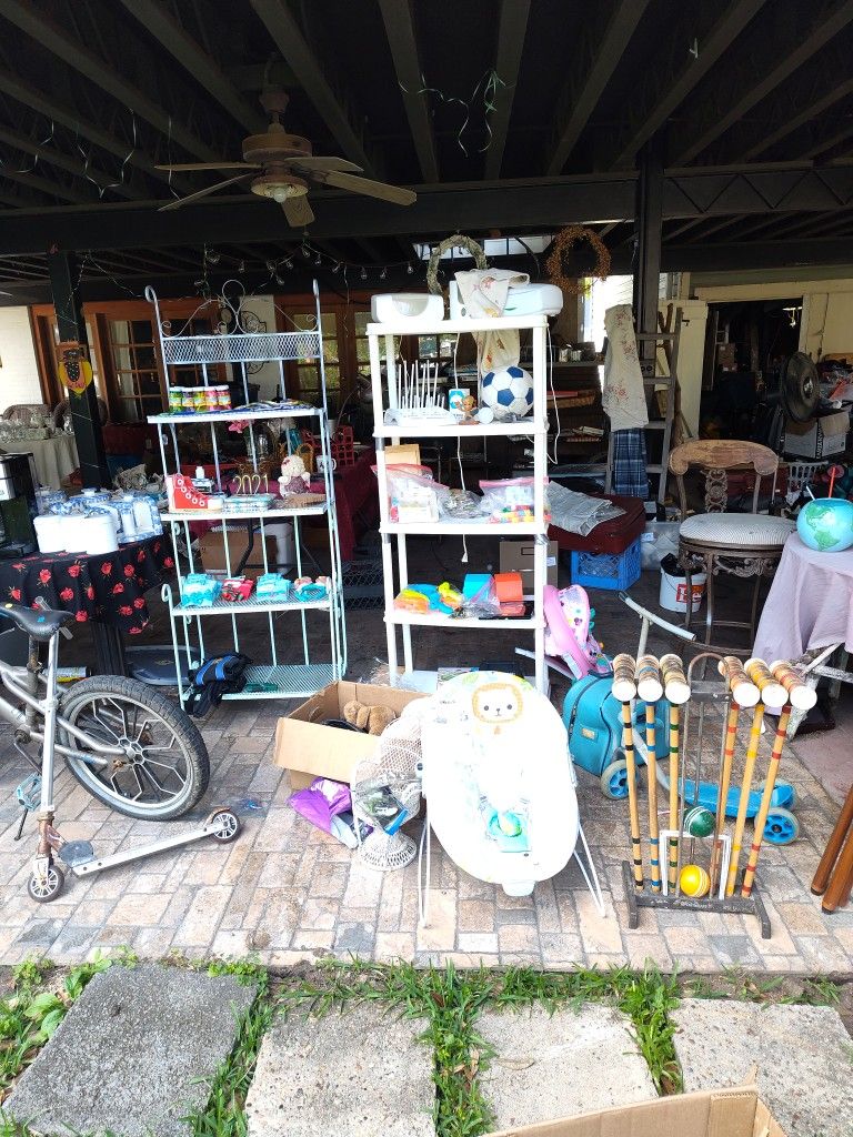 Silsbee Texas Garage Sale 535 N 4th St 4/19-4/21