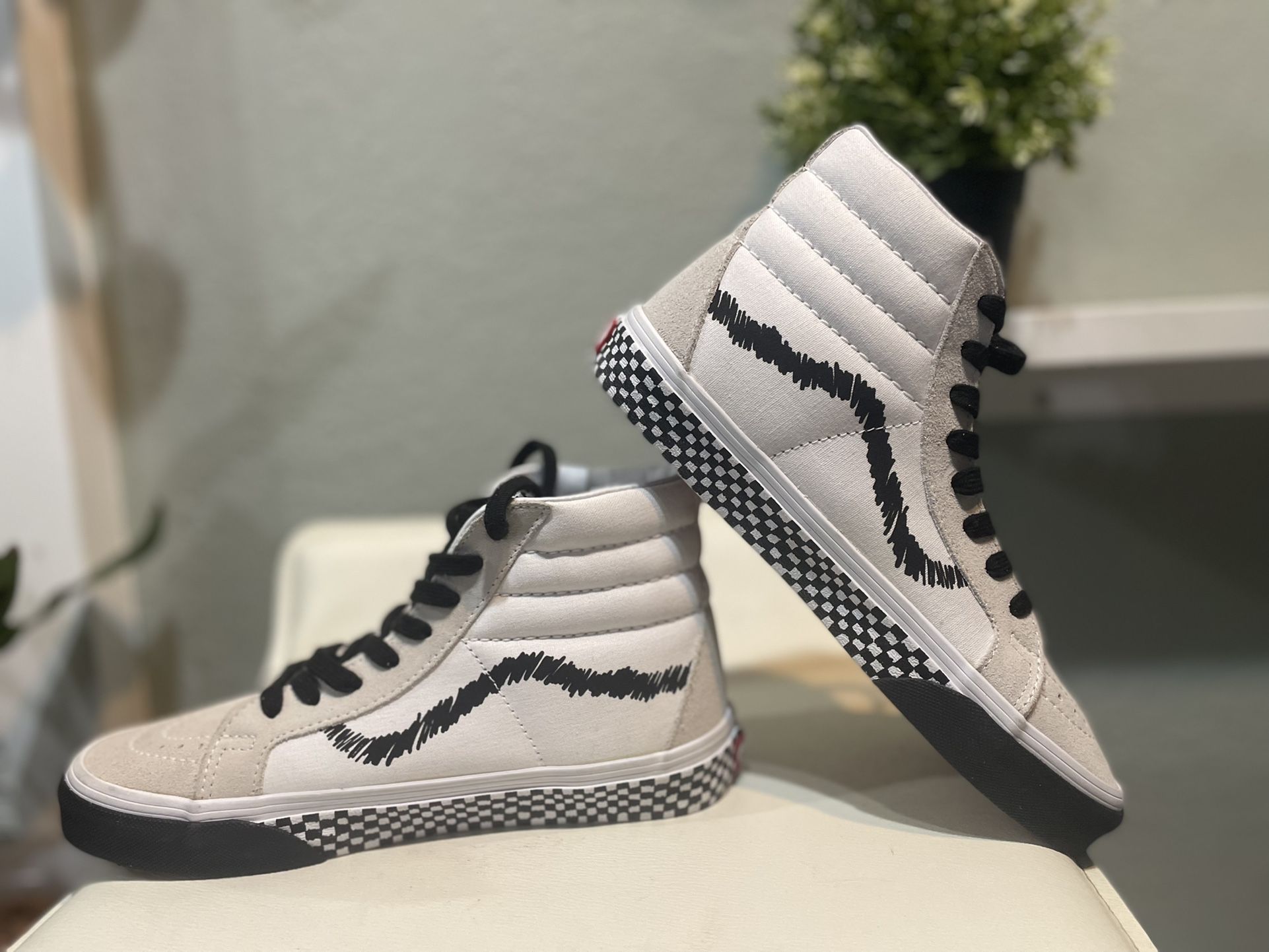 SK8 Hi Custom Vans Black/true White