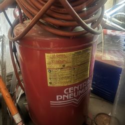 central pneumatic 21 gallon 90 PSI compressor, hose and all. used 1 time to put up all new fence slats