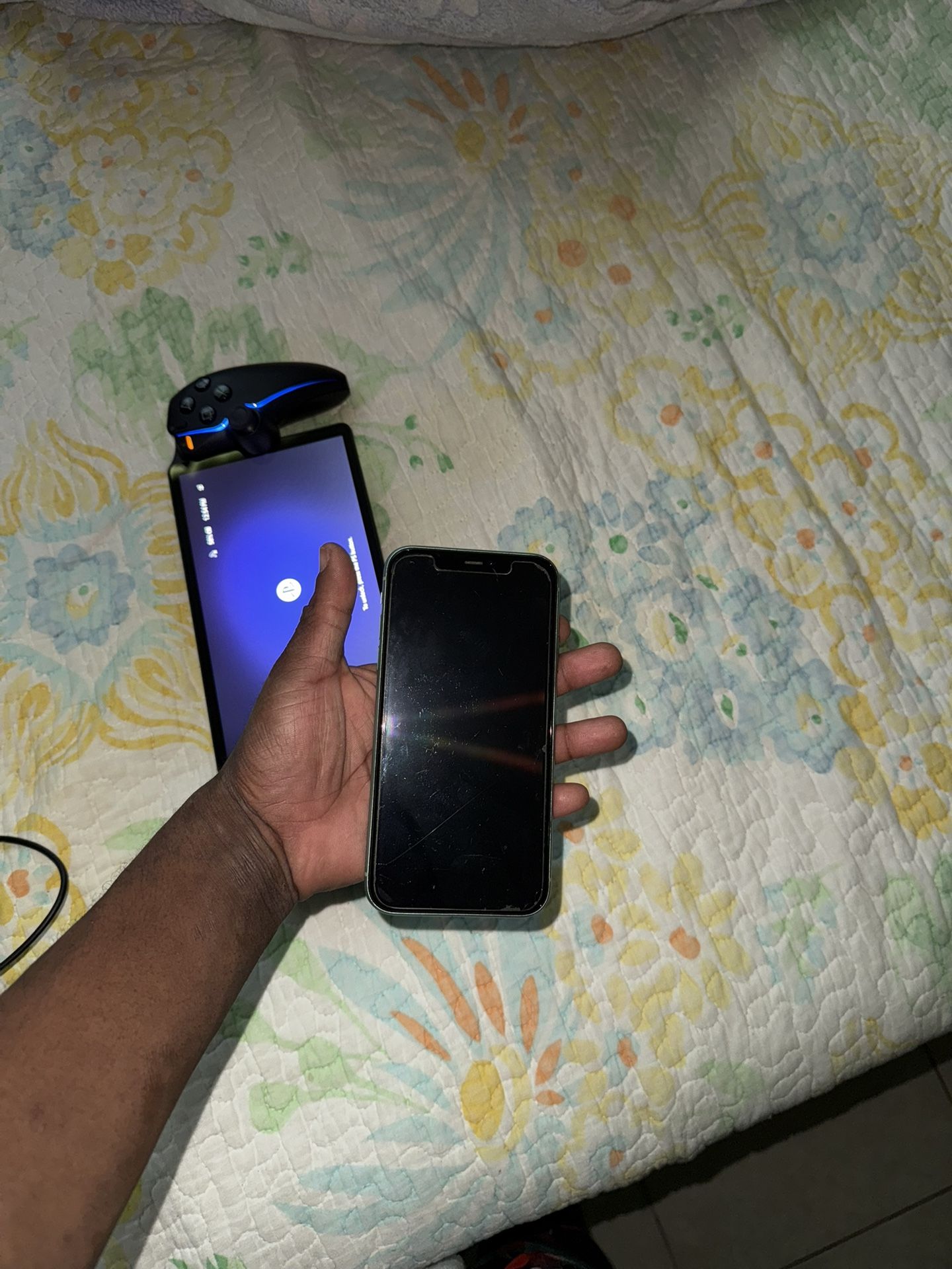 iPhone 11, 64 GB Price Is Negotiable