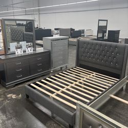 6pc Queen Size Bedroom Set
