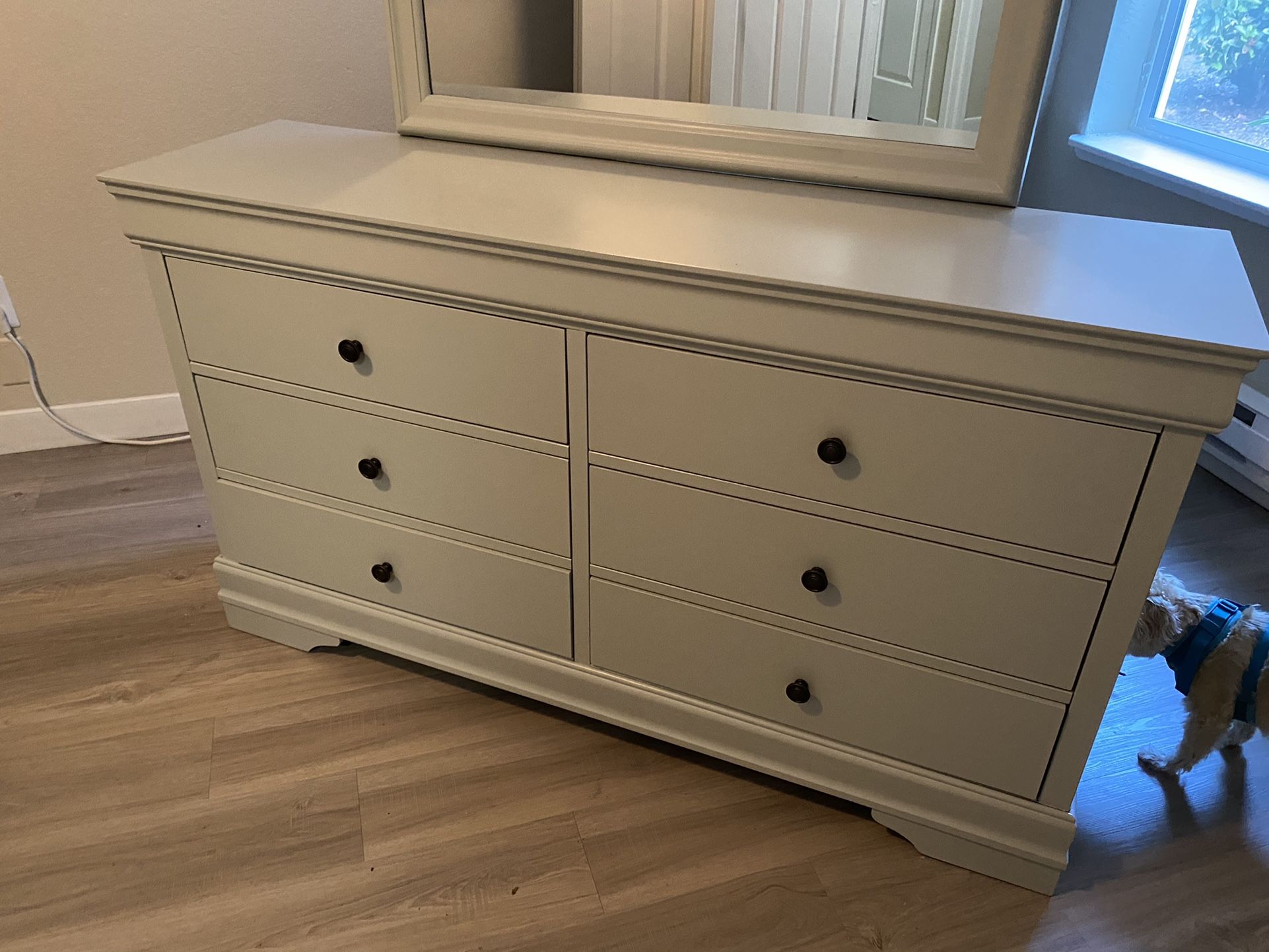 BRAND NEW DRESSER WITH MIRROR! 