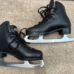 Riedell 110B Women’s Ice Skates