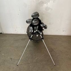 MEN'S LEFT HANDED GOLF CLUBS - SET W/ STANDING BAG!