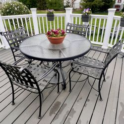 Outdoor / Patio Furniture Set