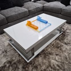 Coffee/side Table Matching Set