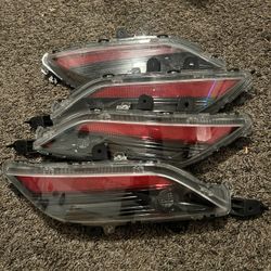 Toyota Venza Rear Light Housings 