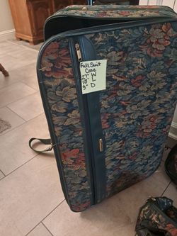 Complete Jaguar Luggage Ensemble