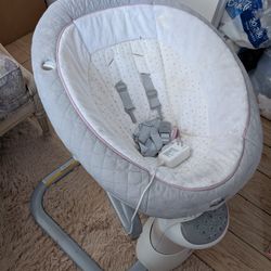 Graco Baby Swing 