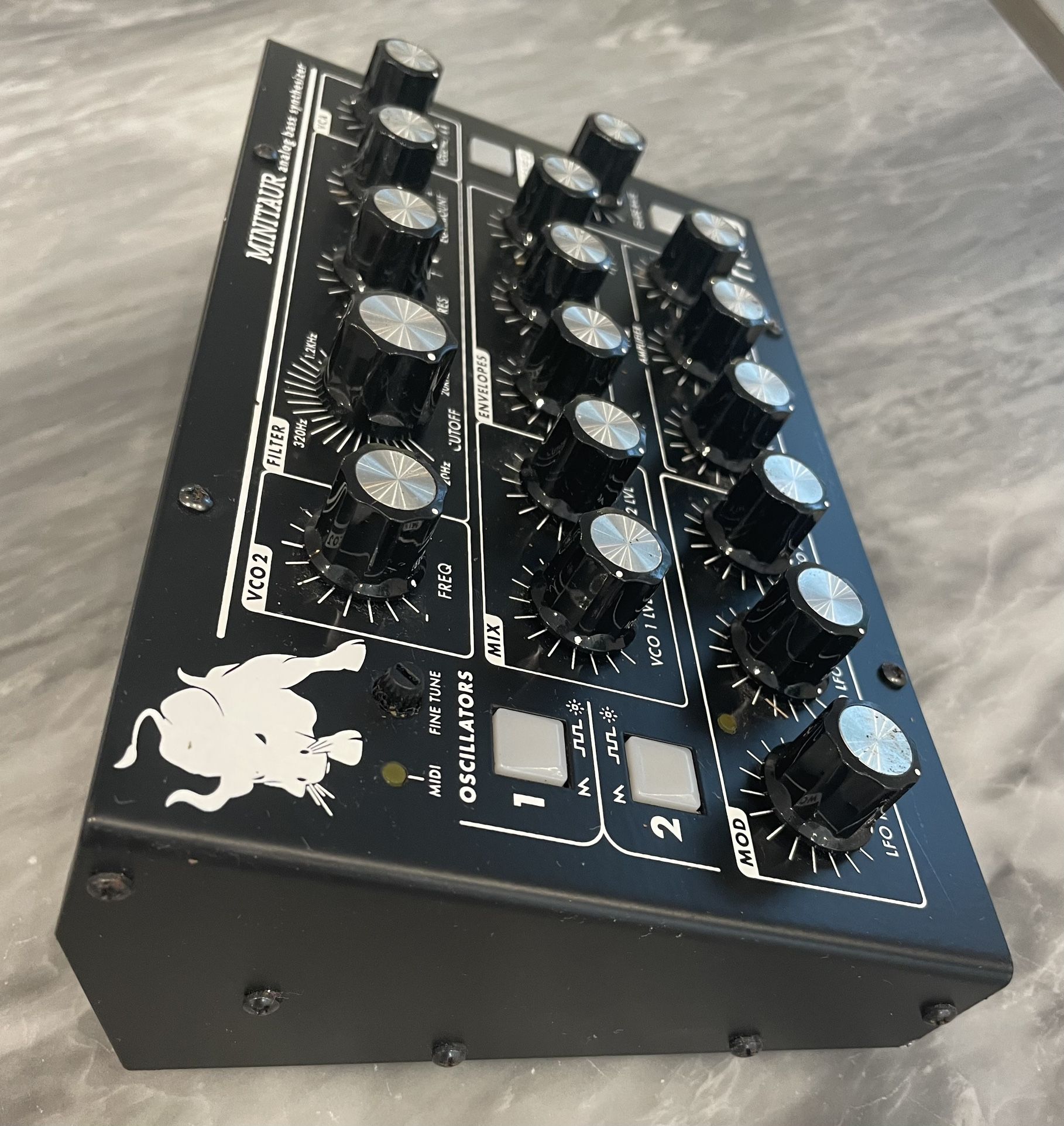 Moog Minitaur Analog Bass Synth for Sale in Miami FL OfferUp