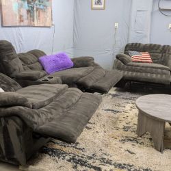 🛋️💥 Electric Recliner Comfy Sofas! With USB Ports💥 Free Delivery And Financing Available!