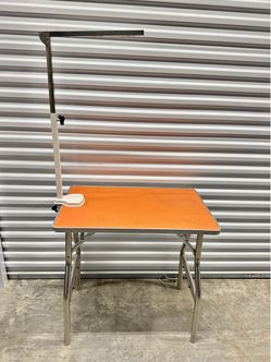 Dog Grooming Table with Adjustable Arm