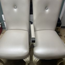 Aico Hollywood Loft Chairs And Table