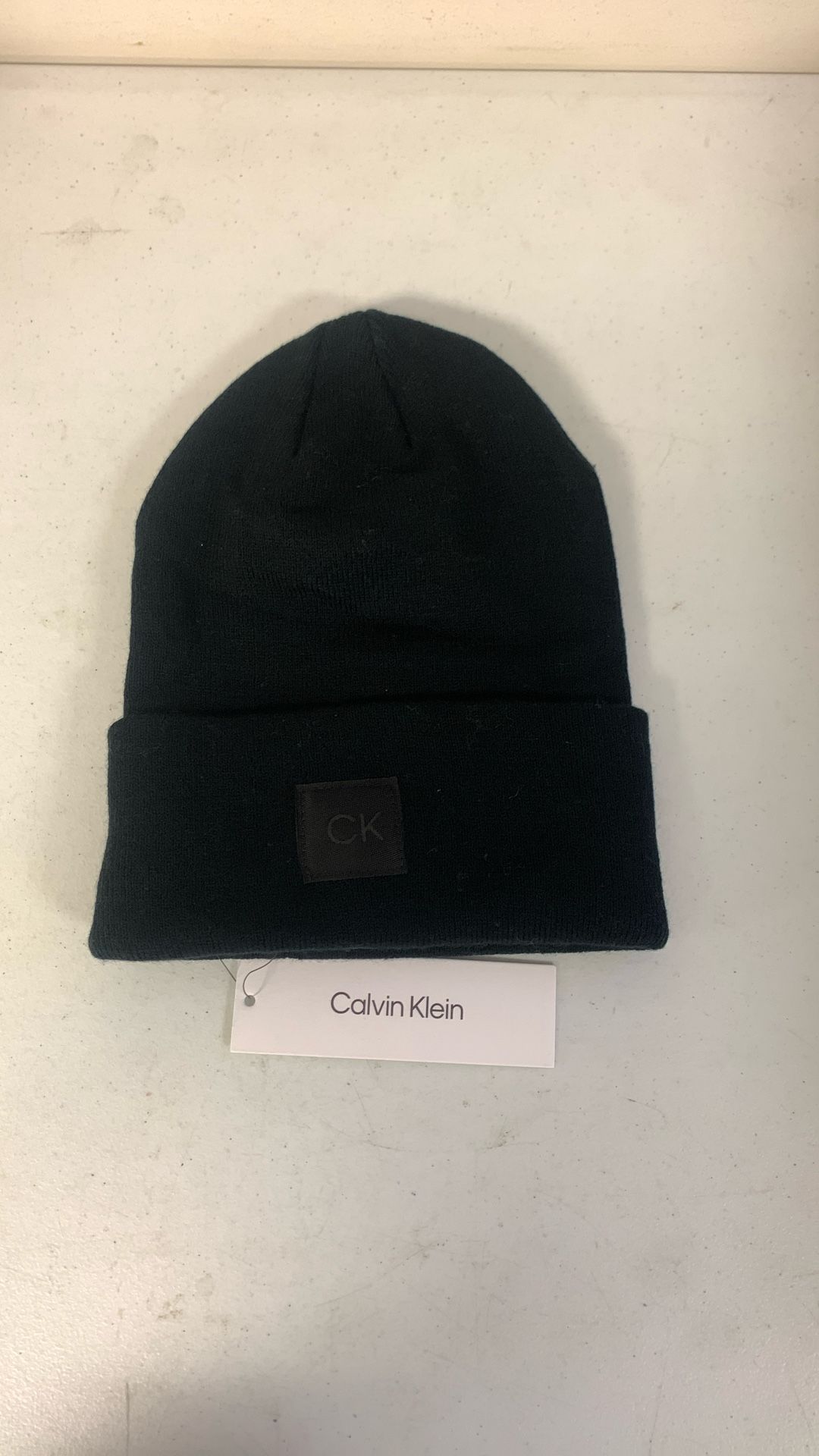 Calvin Klein Women’s Logo Beanie. Black. Sh