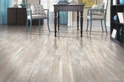 5 Boxes New Mohawk Laminate Wood Flooring