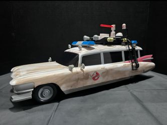 AMC Exclusive Ghostbusters Afterlife ECTO-1 LE Popcorn Bucket w/ Flashing Lights