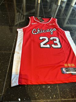 Chicago Bulls Jersey And Shirt for Sale in Orland Park, IL - OfferUp
