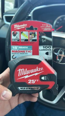 Milwaukee 25’ Magnetic Tape Measure with LED Light –