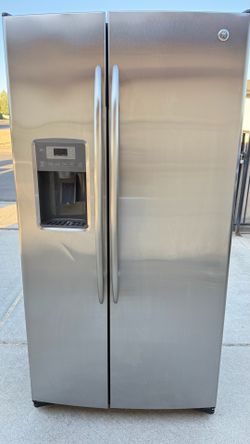 REFRIGERATOR GE STAINLESS STEEL