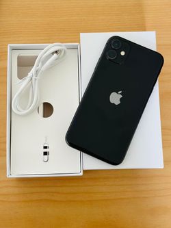 iPhone 11 64GB Unlocked Black Good Condition