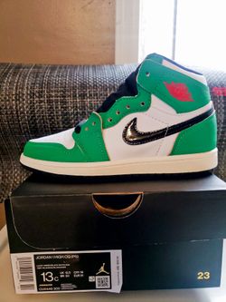 Luck Green Jordan 1s