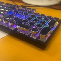 MageGee Typewriter Mechanical Gaming Keyboard, Retro