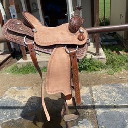 Western Roping Saddle