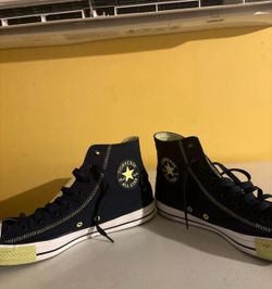 Size 11 worn twice men’s converse shoes