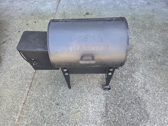 Traeger Tailgater grill/smoker