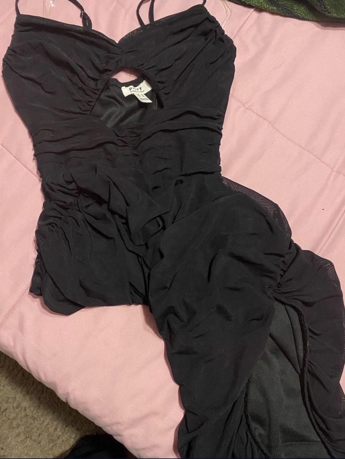 Women’s Medium Dress