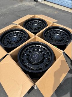 Brand New Ford F150 Raptor Expedition 18” Black Rhino Arsenal Wheels