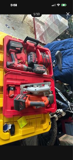 Milwaukee Tools And Batteries