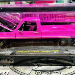 M2 Machines 1:24 1979 Chevrolet Scottsdale Chevy Sport
