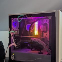 CUSTOM-BUILT MID TOWER GAMING PC WITH A 43-IN GIGABYTE 4K 140 HZ MONITOR
