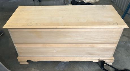 Real Wood Storage Chest / Blanket Chest