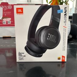 JBL Live 675NC Wireless True Adaptive Noise-Cancelling On-Ear Headphones