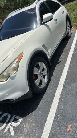 Infiniti fx35