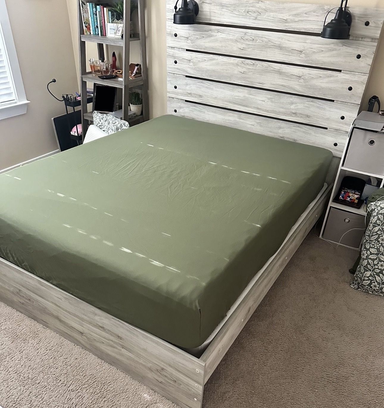 Queen Size Bed frame & Mattress w/Waterproof Mattress Cover 