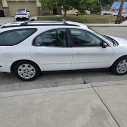 2005 Ford Taurus