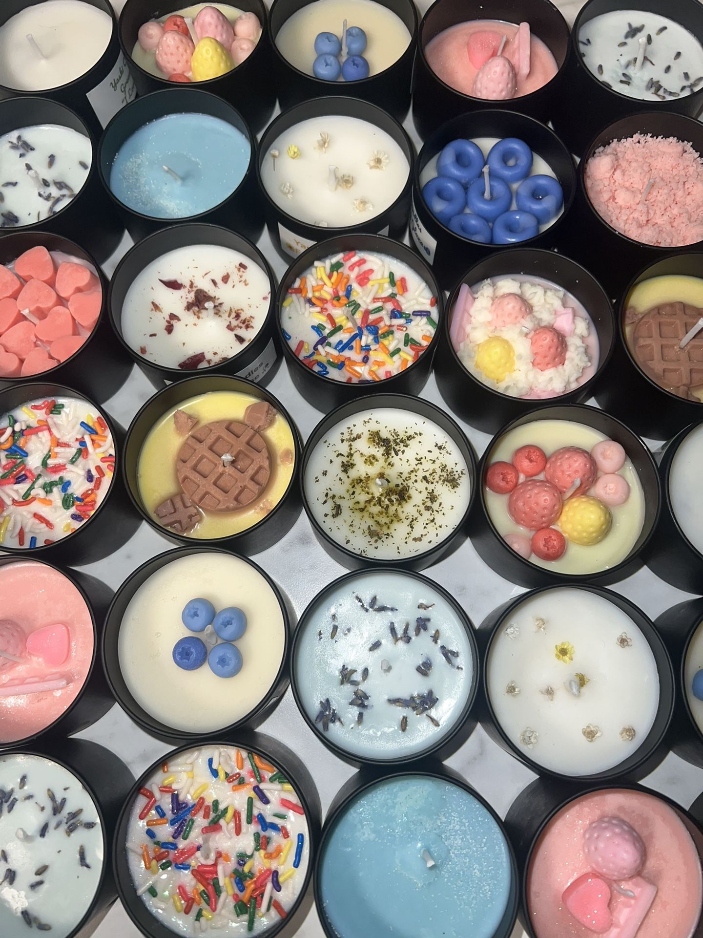 Yaski Tin Candles