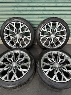 Aston Martin DBX 22 OEM Wheels Tires