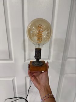Vintage Bulb Lamp