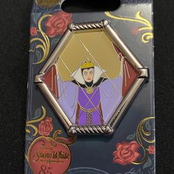 Disney Snow White And Seven Dwarfs 85th Anniversary Evil Queen pin