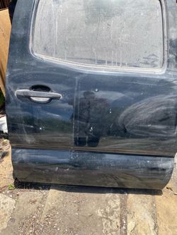 Toyota Tacoma 2010 Rear Right Door