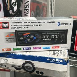 Universal Radio With Bluetooth USB 