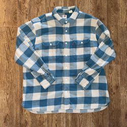 Levi’s Flannel 